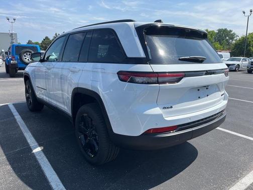 2025 Jeep Grand Cherokee Limited X