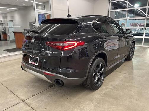 2022 Alfa Romeo Stelvio Ti