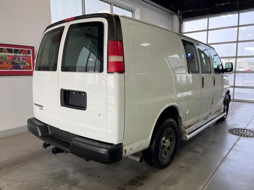 2011 Chevrolet Express 1500 Work Van