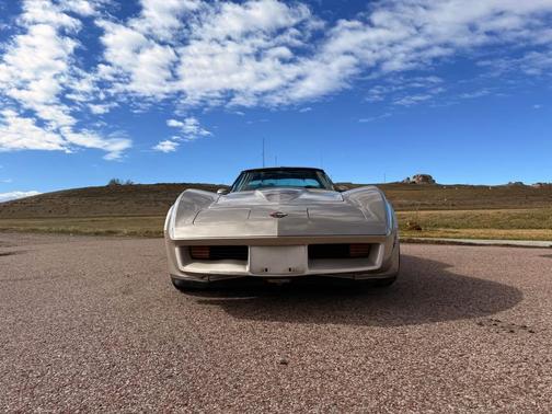Gold 1982 Chevrolet Corvette Coupe