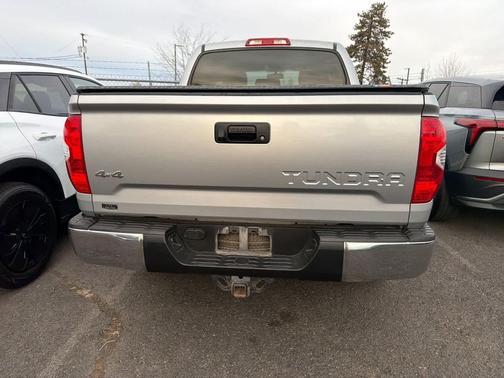 2016 Toyota Tundra SR5