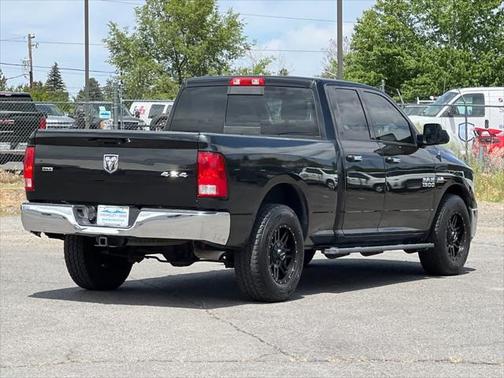 2017 RAM 1500 SLT