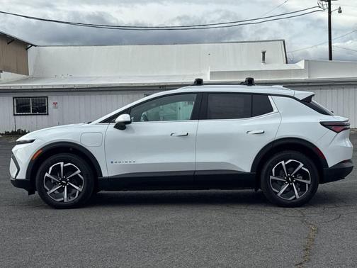 2026 Chevrolet Equinox EV LT 2