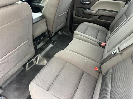Summit White 2018 Chevrolet Silverado 2500 WT