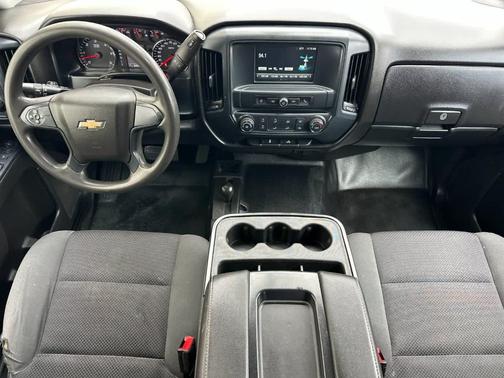 Summit White 2018 Chevrolet Silverado 2500 WT