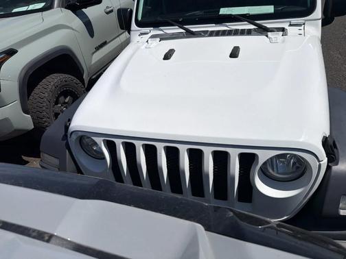 Bright White Clearcoat 2018 Jeep Wrangler Sport
