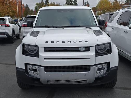 2024 Land Rover Defender P300