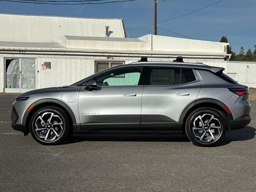 2026 Chevrolet Equinox EV LT 2