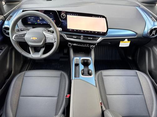 2026 Chevrolet Equinox EV LT 2