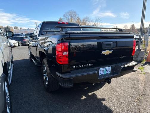 2018 Chevrolet Silverado 1500 Custom