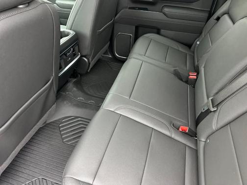 Summit White 2026 Chevrolet Silverado 2500 LTZ
