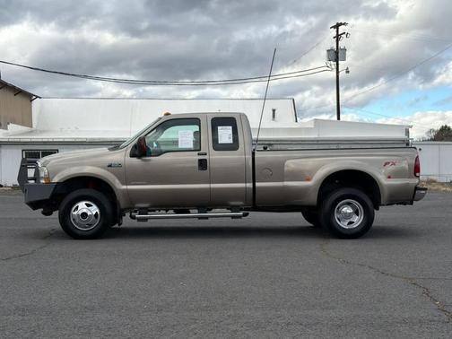 2004 Ford F-350 XLT