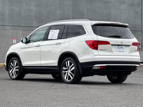 2017 Honda Pilot Elite