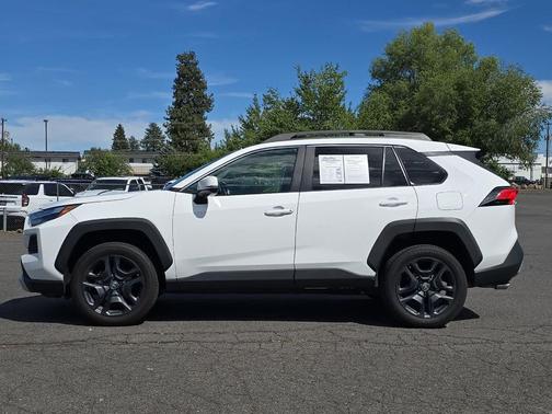 2022 Toyota RAV4 Adventure