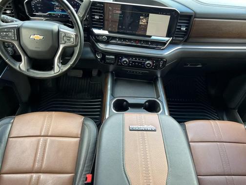 2024 Chevrolet Silverado 3500 High Country