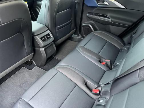 2026 Chevrolet Equinox EV LT 2