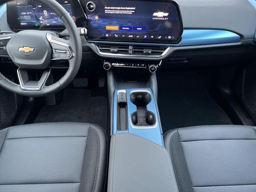 2026 Chevrolet Equinox EV LT 2