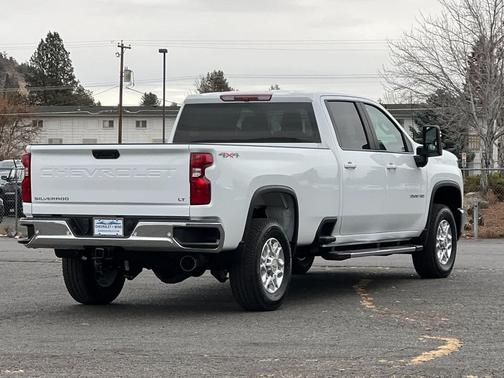 2026 Chevrolet Silverado 3500 LT