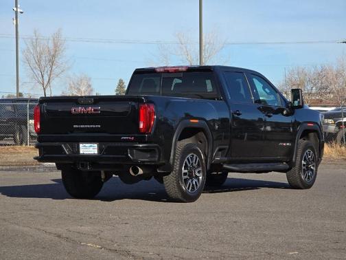 2021 GMC Sierra 2500 AT4