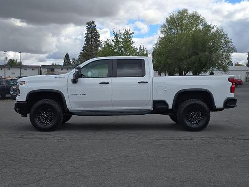 2026 Chevrolet Silverado 2500 ZR2