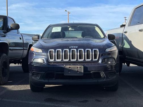 2015 Jeep Cherokee Sport