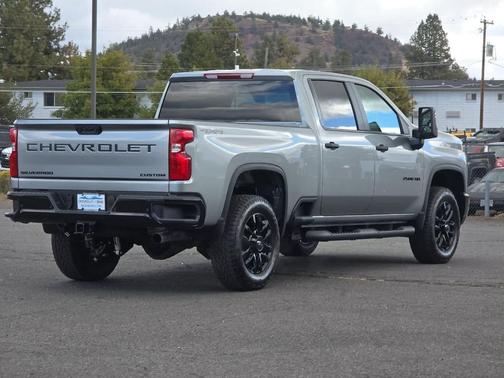 2026 Chevrolet Silverado 2500 Custom