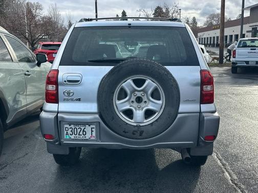 2005 Toyota RAV4 Base