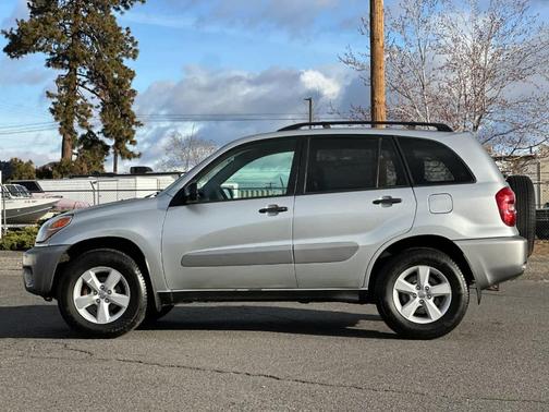 2005 Toyota RAV4 Base