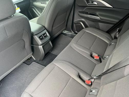 2026 Chevrolet Equinox EV LT 1