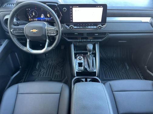 Sterling Gray Metallic 2025 Chevrolet Colorado LT