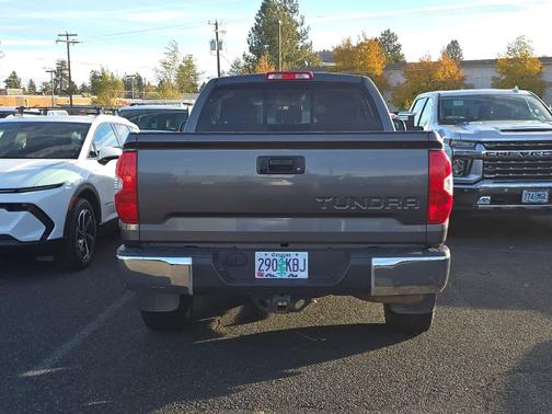 2015 Toyota Tundra SR5