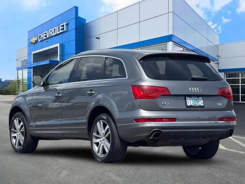 Gray 2015 Audi Q7 3.0T Premium Plus