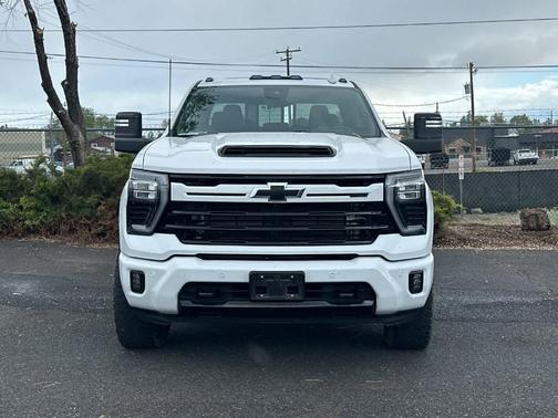 Summit White 2024 Chevrolet Silverado 3500 LTZ
