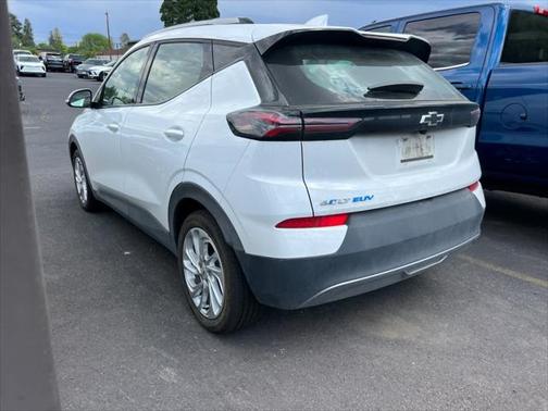 2023 Chevrolet Bolt EUV LT