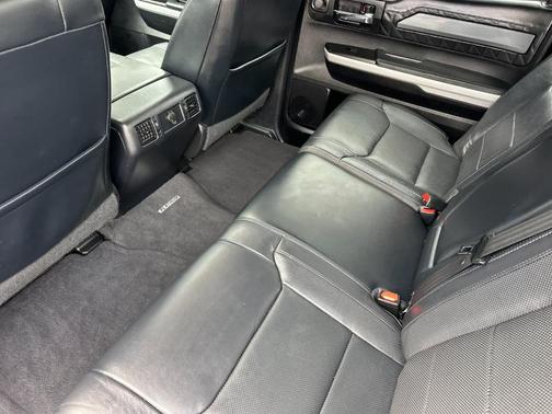 2020 Toyota Tundra Platinum