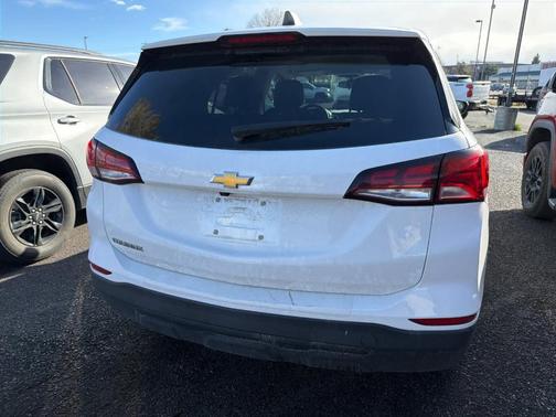 2022 Chevrolet Equinox LS