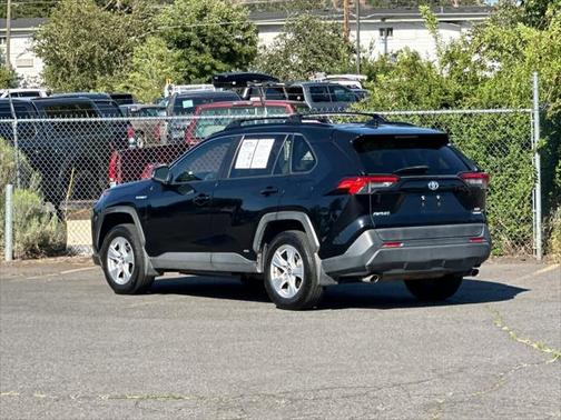 2019 Toyota RAV4 Hybrid XLE