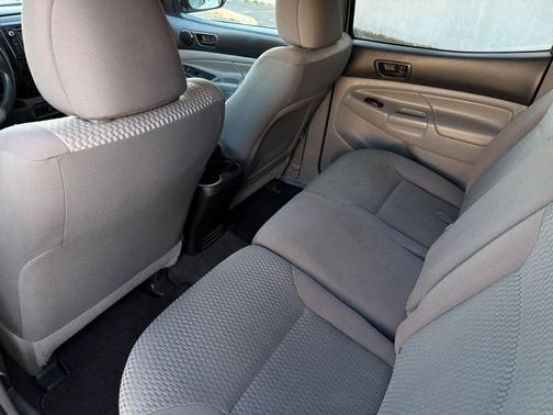 2014 Toyota Tacoma Base