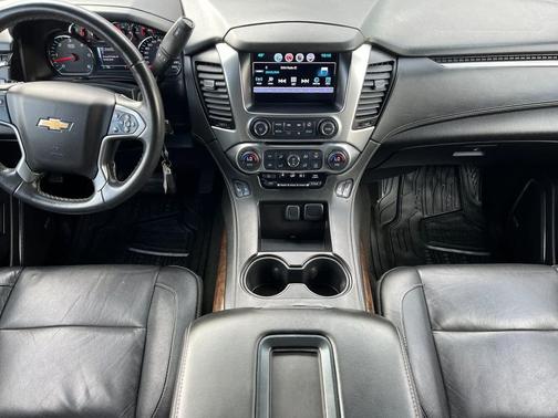 2017 Chevrolet Suburban LT