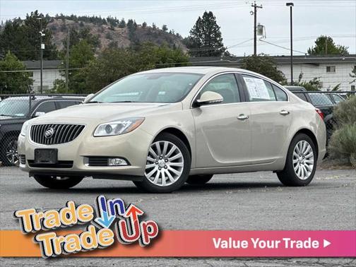 2012 Buick Regal Premium 2