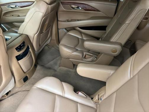 2016 Cadillac Escalade ESV Platinum