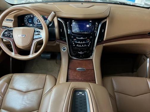 2016 Cadillac Escalade ESV Platinum