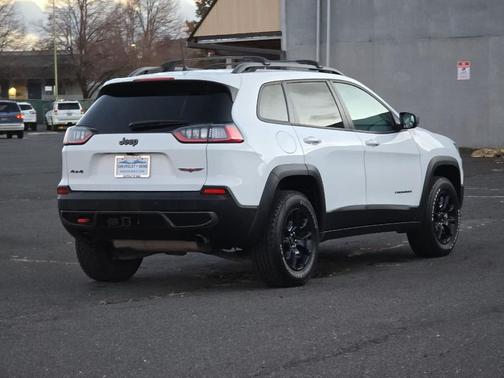 2021 Jeep Cherokee Trailhawk