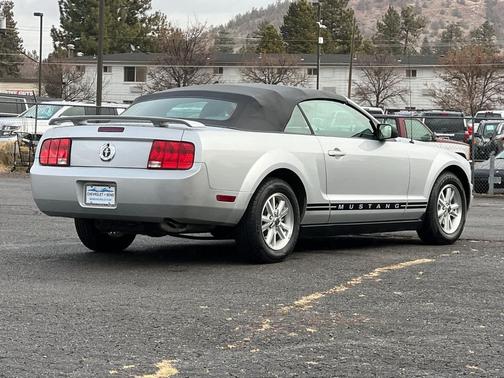 2006 Ford Mustang 