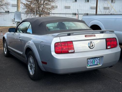 2006 Ford Mustang 