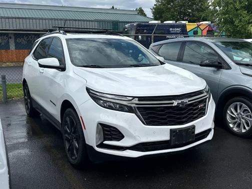 Summit White 2023 Chevrolet Equinox RS