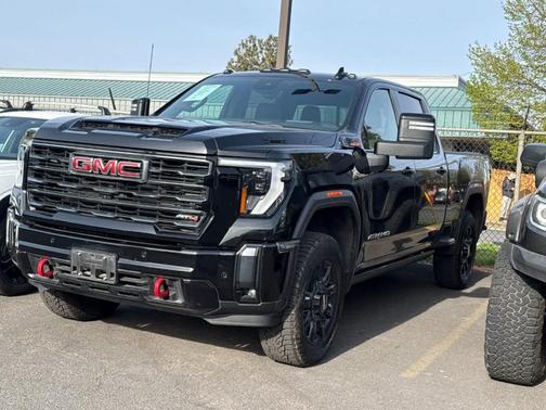 Black 2024 GMC Sierra 2500 AT4