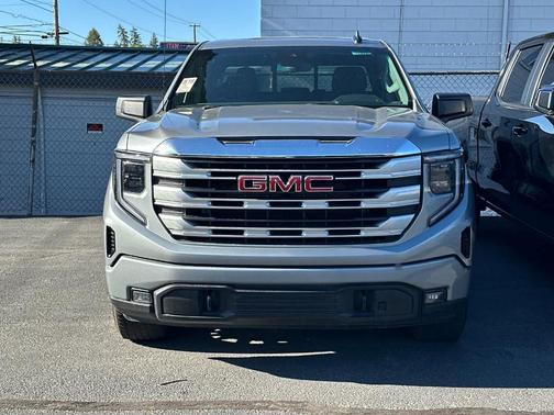 Gray 2024 GMC Sierra 1500 Elevation