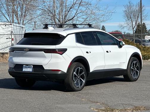 2026 Chevrolet Equinox EV LT 2