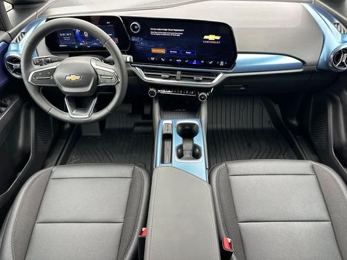 2026 Chevrolet Equinox EV LT 2